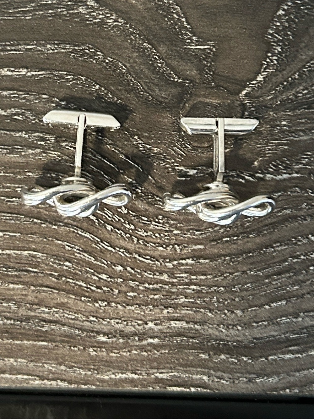 SWANK infinity knot cufflinks - Picture 5 of 6
